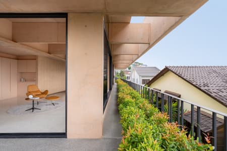 Armoua House